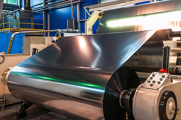 Spezielle Walzenspaltmessung am Kalander special-roll-gap-measurement-calender-press.jpg