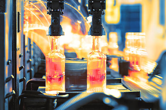 Micro-Epsilon Sensoren für die Glasindustrie