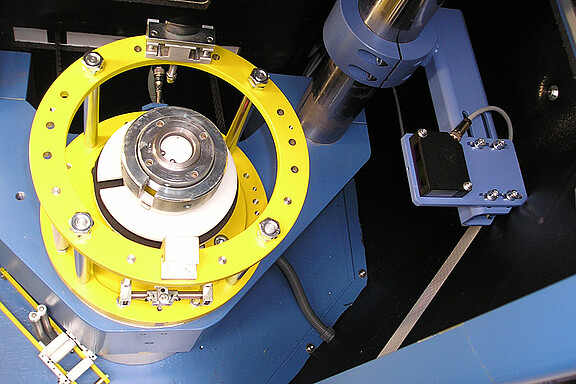 Lasersensoren unterstützen Kabelumbänderung laser-sensors-support-cable-banding.jpg