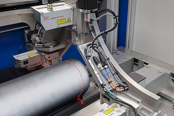 Dimensionelle Prüfung von Silizium-Ingots  